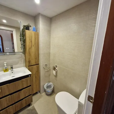 Apartamento 1 Bedroom With Pool, *